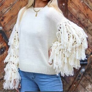 Forever 21 Cream Fringe Sweater Women’s Size Small